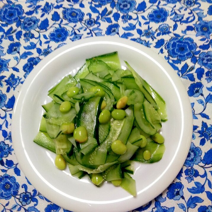 ピーラーキュウリの枝豆サラダ